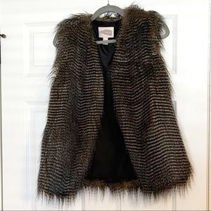 Forever 21 faux fur vest, Sz M